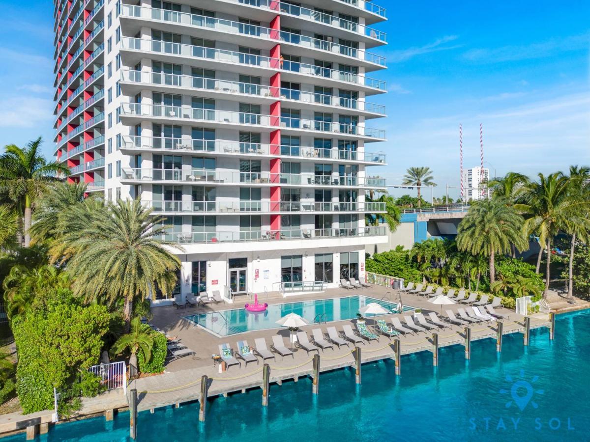 Upper Studio With Balcony,Pool And Gym, Near Beach Hallandale Beach Exteriér fotografie