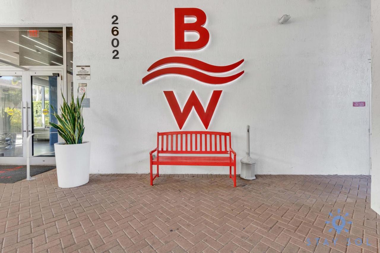 Upper Studio With Balcony,Pool And Gym, Near Beach Hallandale Beach Exteriér fotografie
