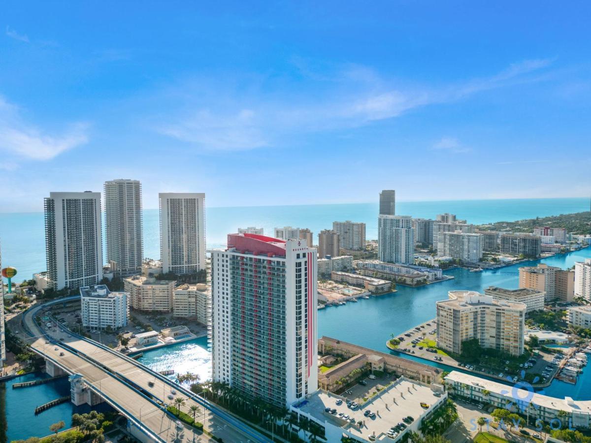 Upper Studio With Balcony,Pool And Gym, Near Beach Hallandale Beach Exteriér fotografie