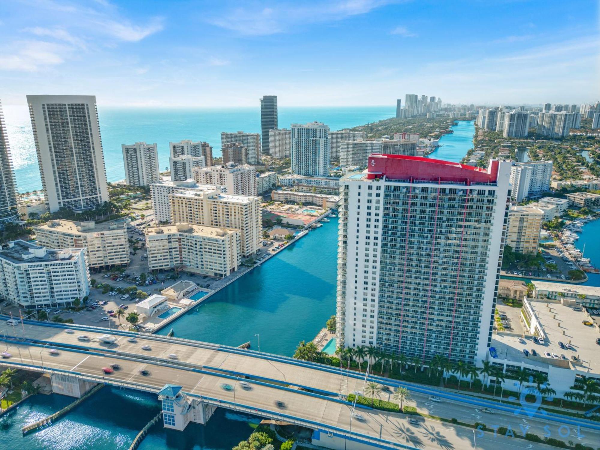 Upper Studio With Balcony,Pool And Gym, Near Beach Hallandale Beach Exteriér fotografie